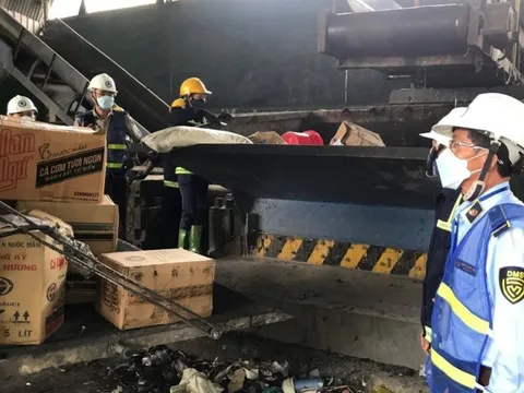 Tp.HCM: Tiêu huỷ gần 32.000 bao thuốc lá nhập lậu