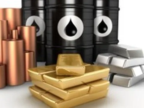 Thị trường ngày 13/5: Giá dầu, vàng, quặng sắt giảm, đồng bật tăng sau khi chạm mức thấp nhất 5 tháng