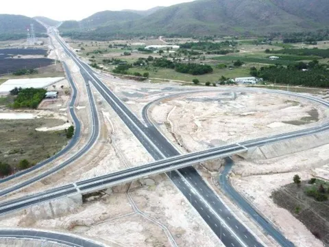 Ngày 19-5 thông xe cao tốc Nha Trang - Cam Lâm và Vĩnh Hảo - Phan Thiết