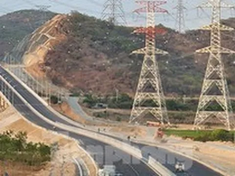 Dời ngày khánh thành đến 19/5, cao tốc Phan Thiết - Vĩnh Hảo đang thi công ra sao?