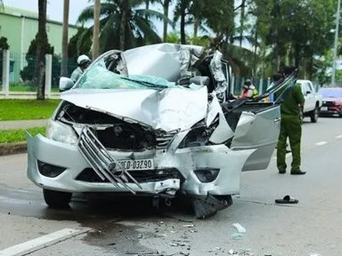 Đồng Nai: Tai nạn giao thông giữa  2 xe ô tô khiến 2 người thương vong