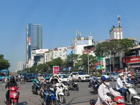 Bắc Bộ và Trung Bộ nắng nóng đặc biệt gay gắt, có nơi trên 40 độ C