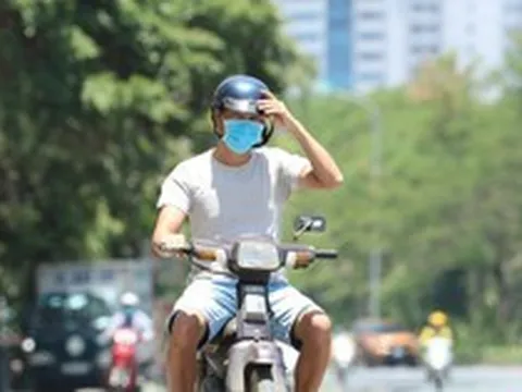 Miền Bắc, miền Trung nắng nóng gay gắt, có nơi trên 40 độ