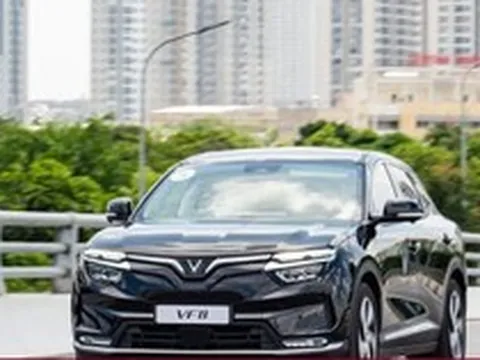 Trước khi mua ô tô điện, cần cân nhắc điều gì?