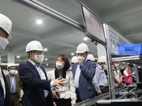 Bước qua nỗi sợ, tạo đột phá kinh tế: Bắc Giang bảo vệ cán bộ, giữ nhịp độ tăng trưởng