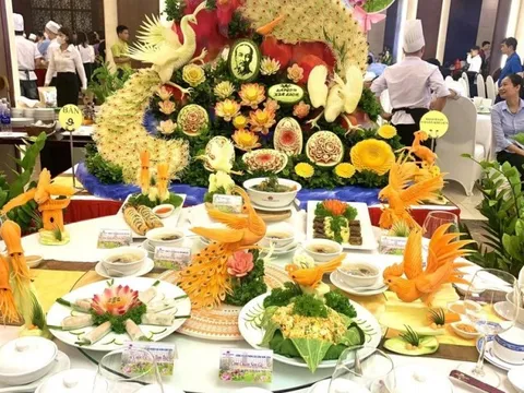 Nghệ An: Độc đáo các món ăn chế biến từ sen của 60 đầu bếp