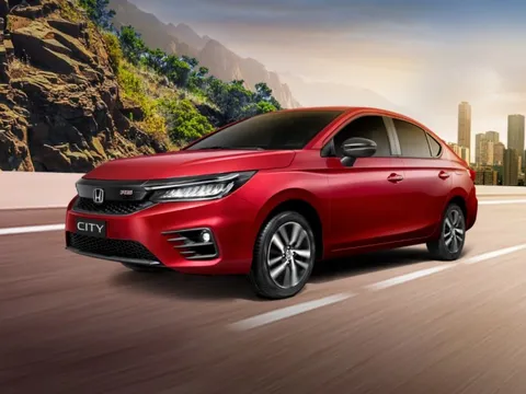 Giảm giá cực mạnh, chiếc sedan bình dân bán chạy nhất Việt Nam có gì hay?