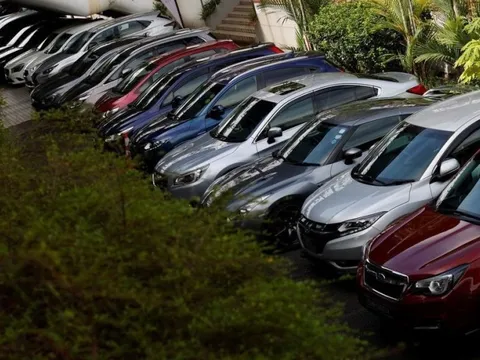 Chuyện lạ ở quốc gia Đông Nam Á bán xe với giá đắt nhất hành tinh: Mua xe đi cả năm bán lại vẫn... lãi lớn