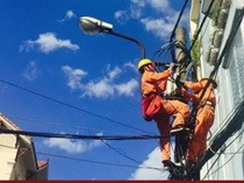 Nắng nóng gay gắt, tiêu thụ điện tại Hà Nội lập đỉnh