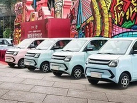 Điểm mặt những mẫu ô tô điện “bé hạt tiêu” siêu độc lạ, giá bèo chỉ từ 100 triệu đồng