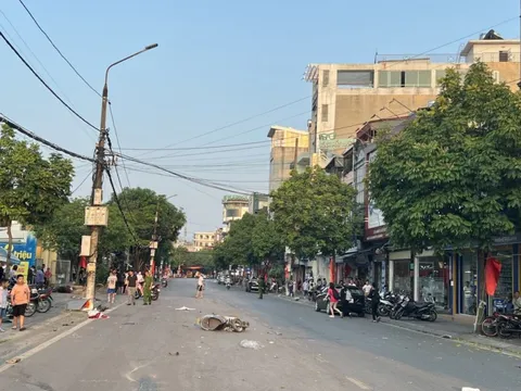 Xe "điên" gây tai nạn liên hoàn khiến 4 người bị thương