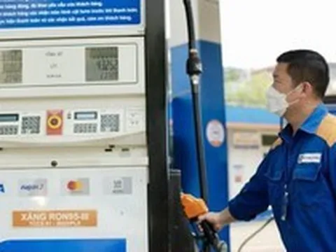 Giá xăng trong nước sắp quay đầu tăng?