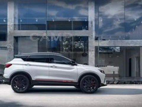 Cận cảnh mẫu SUV vừa ra mắt đã hút khách nhờ giá rẻ không tưởng chưa tới 300 triệu đồng, thiết kế ấn tượng