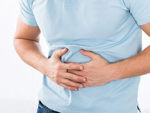 Bất ngờ phát hiện ung thư sau 1 tháng đau bụng: Bác sĩ chỉ ra 4 nguyên nhân