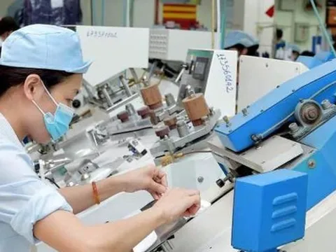 Khó khăn 'bủa vây' doanh nghiệp da giày, chế biến gỗ