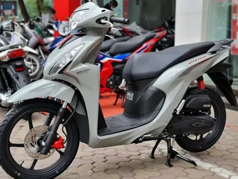 Giá bán loạt xe máy tay ga hạ nhiệt