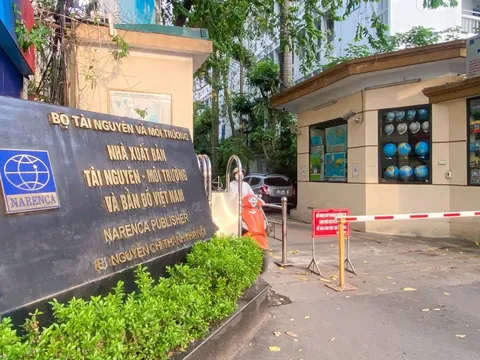 Nhiều bộ còn "ôm" trụ sở cũ