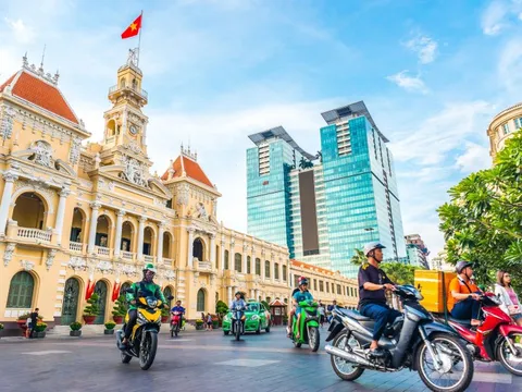 Việt Nam thăng hạng vượt bậc, dẫn đầu thế giới về cải thiện môi trường kinh doanh, trong khi nước láng giềng tụt hạng nhiều nhất
