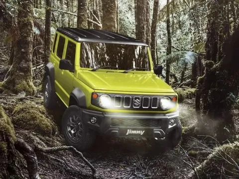 Suzuki Jimny chứng minh độ hot khi bị tranh giành mua dù chưa công bố giá bán