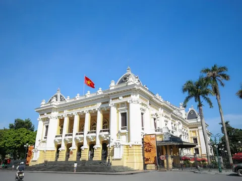 Nghiên cứu lấy đất dân cư sau Nhà hát Lớn làm nhà hát các dân tộc