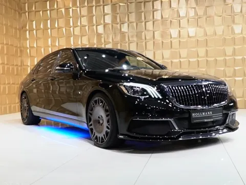 Chiếc Maybach khác lạ: Tốc độ ngang ngửa siêu xe Lamborghini, Ferrari