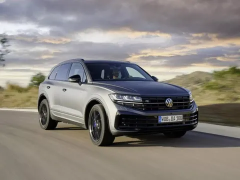 Volkswagen Touareg 2023 ra mắt: Giá khởi điểm quy đổi 1,75 tỷ đồng, tham vọng đấu X5 và GLE