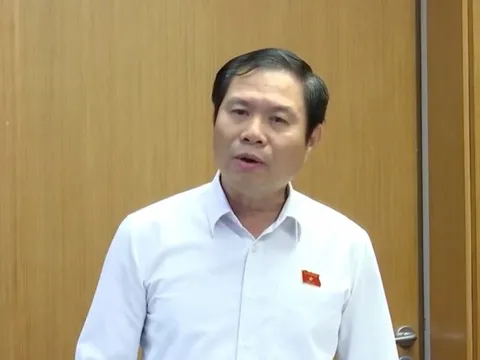 Thượng tướng Nguyễn Tân Cương giải thích việc quân đội chưa đề xuất tăng tuổi hưu như công an