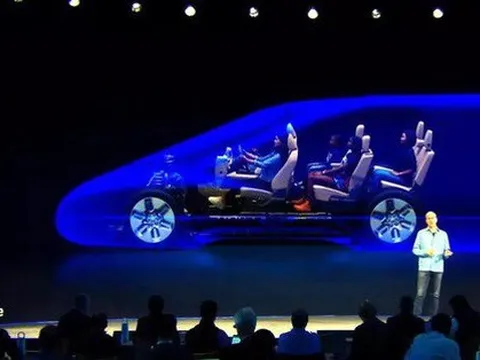 SUV 7 chỗ mới của Ford lộ diện: Pin dung lượng cao nhưng siêu nhỏ, chạy 240km/10 phút sạc