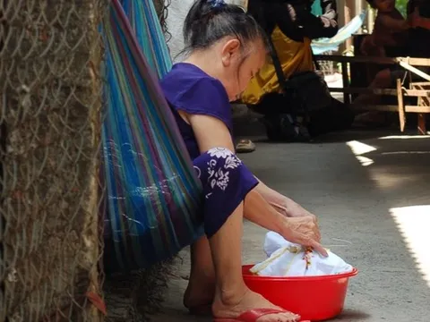 Công nhân thất nghiệp mong sớm trả được hết nợ để về quê
