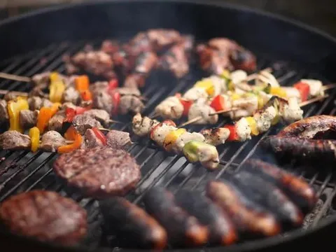 6 cách giảm chất gây ung thư khi ăn thịt nướng