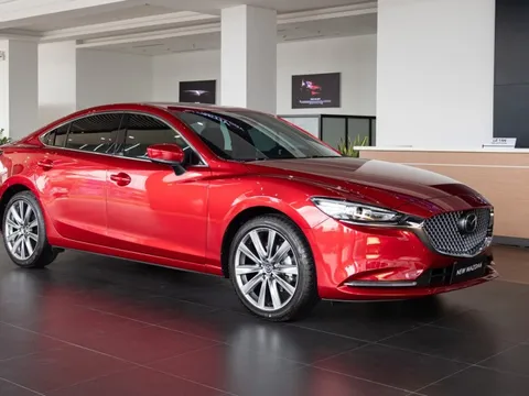 Nhiều mẫu sedan đang giảm giá cả trăm triệu đồng