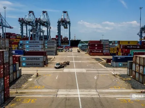 Việt Nam xuất siêu gần 10 tỷ trong 5 tháng đầu năm 2023
