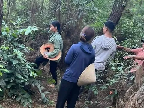 Nam sinh lớp 9 mất tích bí ẩn, hàng trăm người tìm kiếm