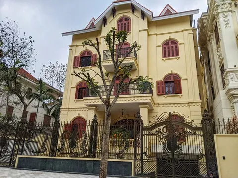 Vụ biệt thự "tai tiếng": Ban Nội chính Hà Nội chuyển đơn đến Chủ tịch TP giải quyết
