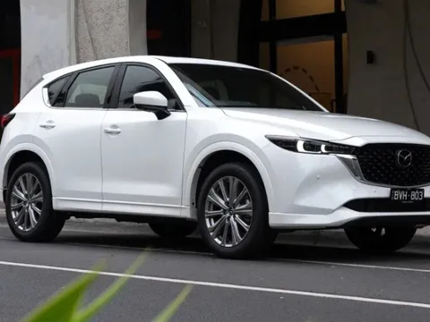 Vừa lộ ảnh nâng cấp ở Việt Nam, Mazda CX-5 đã rò rỉ thông tin thế hệ mới trên toàn cầu