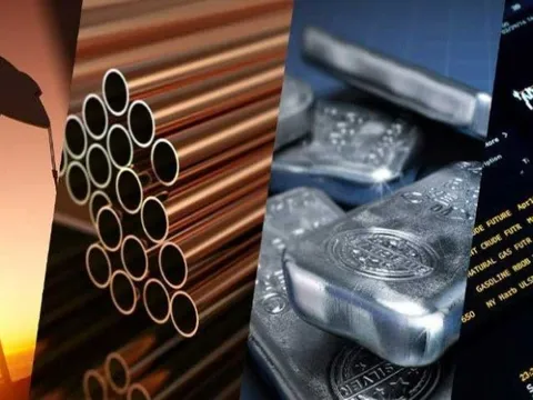 Thị trường ngày 30/5: Giá dầu, quặng sắt, cao su tăng, vàng đi ngang
