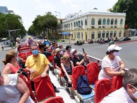 Du khách Hàn Quốc, Trung Quốc đến Việt Nam tăng mạnh