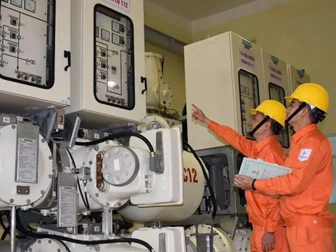 Vừa tăng chưa tròn tháng, EVN lại tiếp tục lên kế hoạch xin tăng giá điện từ 1/9/2023, các đại biểu Quốc hội và chuyên gia nói gì?