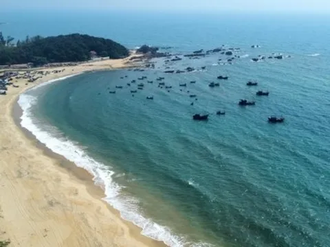 Bí thư Bình Định: 'Nhà máy thép có mét khối nước thải nào đổ ra biển, tôi chịu trách nhiệm'