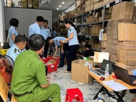 Tp.HCM: Tạm giữ gần 3.500 đơn vị sản phẩm không rõ nguồn gốc, xuất xứ