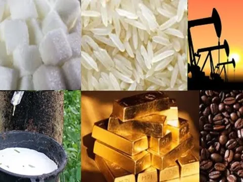 Thị trường ngày 3/6: Giá dầu và ngũ cốc tăng, vàng và cà phê giảm