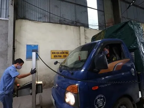 Vì sao chỉ áp dụng tự động giãn kiểm định cho xe ô tô dưới 9 chỗ không kinh doanh vận tải?