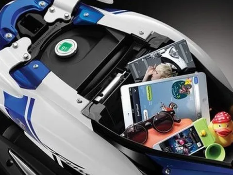 Nắng nóng, tuyệt đối không để những món đồ này trong cốp xe