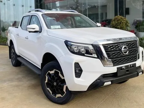 Đón đầu xe lắp ráp sắp giảm trước bạ, Nissan giảm giá toàn bộ xe nhập tại Việt Nam: Nhiều nhất 120 triệu