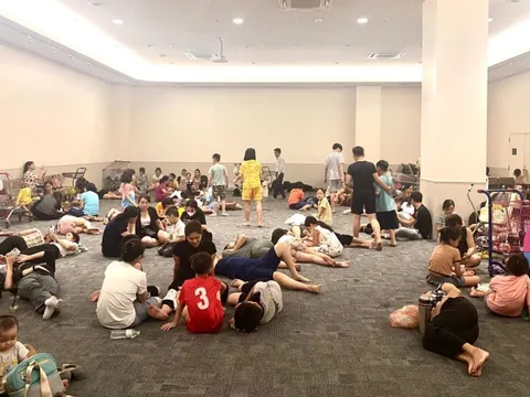 Tinh tế như người Nhật: AEON Mall Long Biên mở hẳn phòng tránh nóng cho khách hàng có chỗ trú chân giữa lúc nhiều nơi bị cắt điện