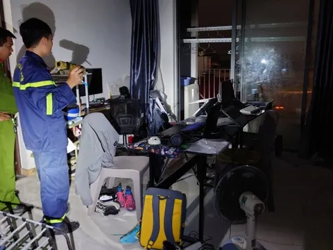 Cháy cục nóng máy điều hòa ở căn hộ chung cư vắng chủ