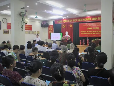 Tăng cường tuyên truyền, hướng dẫn người dân phân loại rác tại nguồn