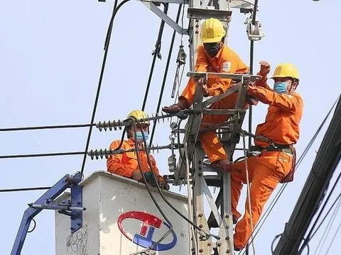 Thiếu điện: Ngành điện xin lỗi người dân, doanh nghiệp