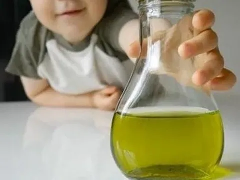 Chuyên gia cảnh báo nguy cơ ngộ độc hóa chất tại nhà ở trẻ em kỳ nghỉ hè