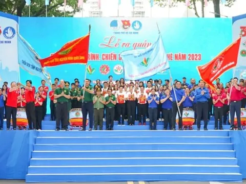 30 năm viết nên những câu chuyện đẹp